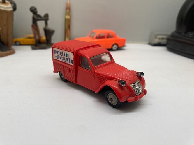 Camionnette Norev Citroën Perlin Pinpin Coeurs Vaillants -17 mai 2025 (1)